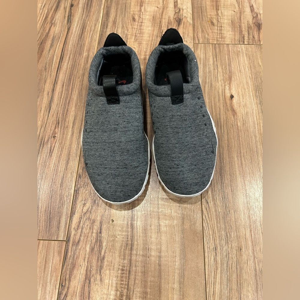 Size 6 - Nike Air Moc Tech Fleece Grey Heather UK 5.5 Style 834591-001